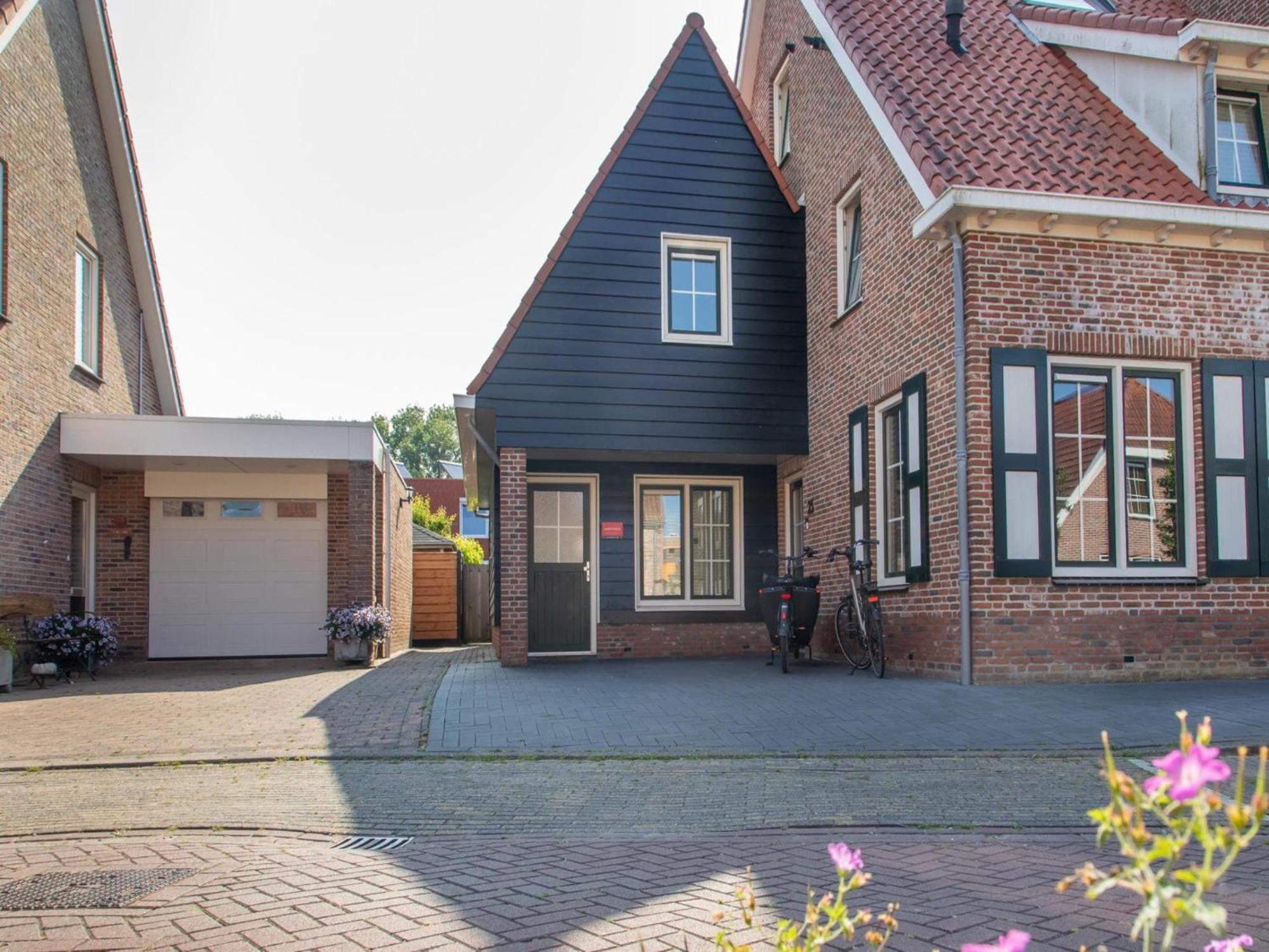 Quietly Located House Within Walking Distance Of The Casa vacanze Domburg